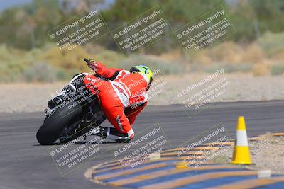media/Sep-25-2023-Moto Forza (Mon) [[81ffa65e0a]]/B-C Group/Session 4 (Turn 2 Backside)/